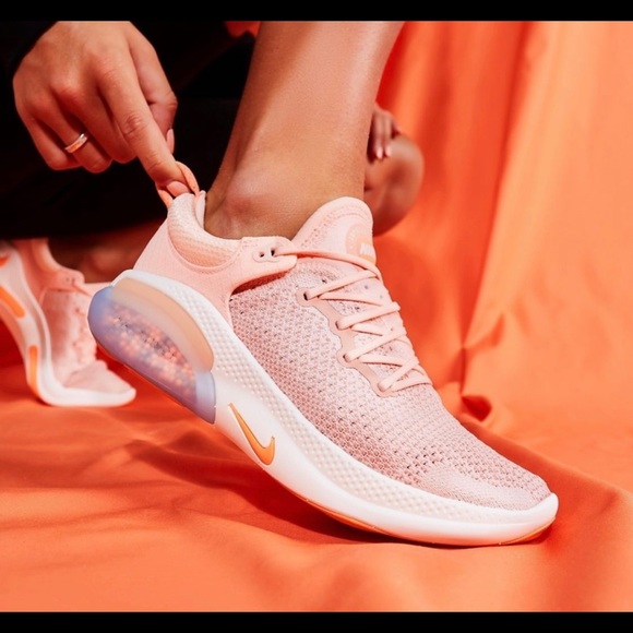 nike joyride run flyknit sunset tint
